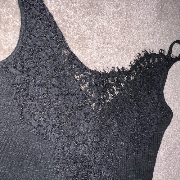 Black lace body suit with open back - Picture 2 of 2